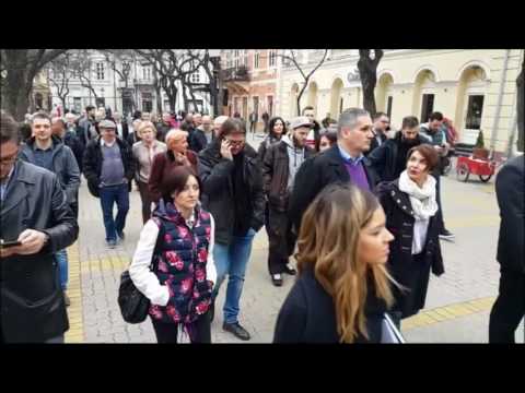 Dolazak simpatizera Saše Jankovića u centar grada