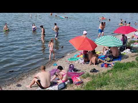 Spas od vrelina na plaži bačkotopolskog jezera